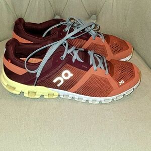 On Cloud Running Maron Yellow Cloudflow v2 Sneakers Tennis Shoes Men 10 W 11.5